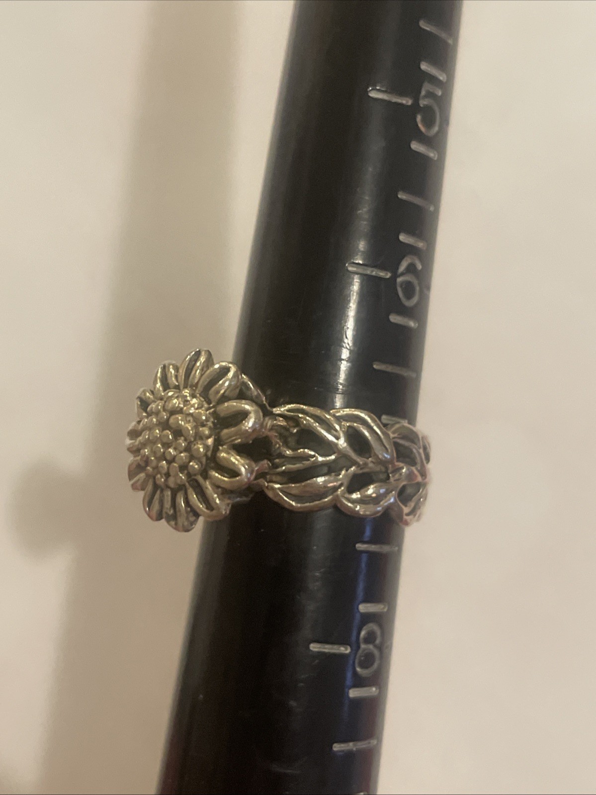 Dian Malouf Flower Ring Size 7
