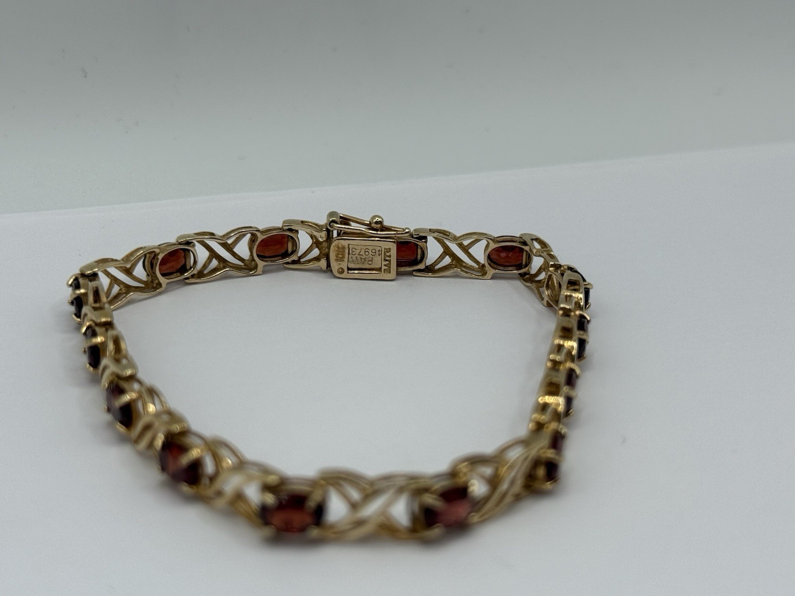 Vintage 10k Yellow Gold Red Garnet Tennis Bracelet 6.75” 9.22g