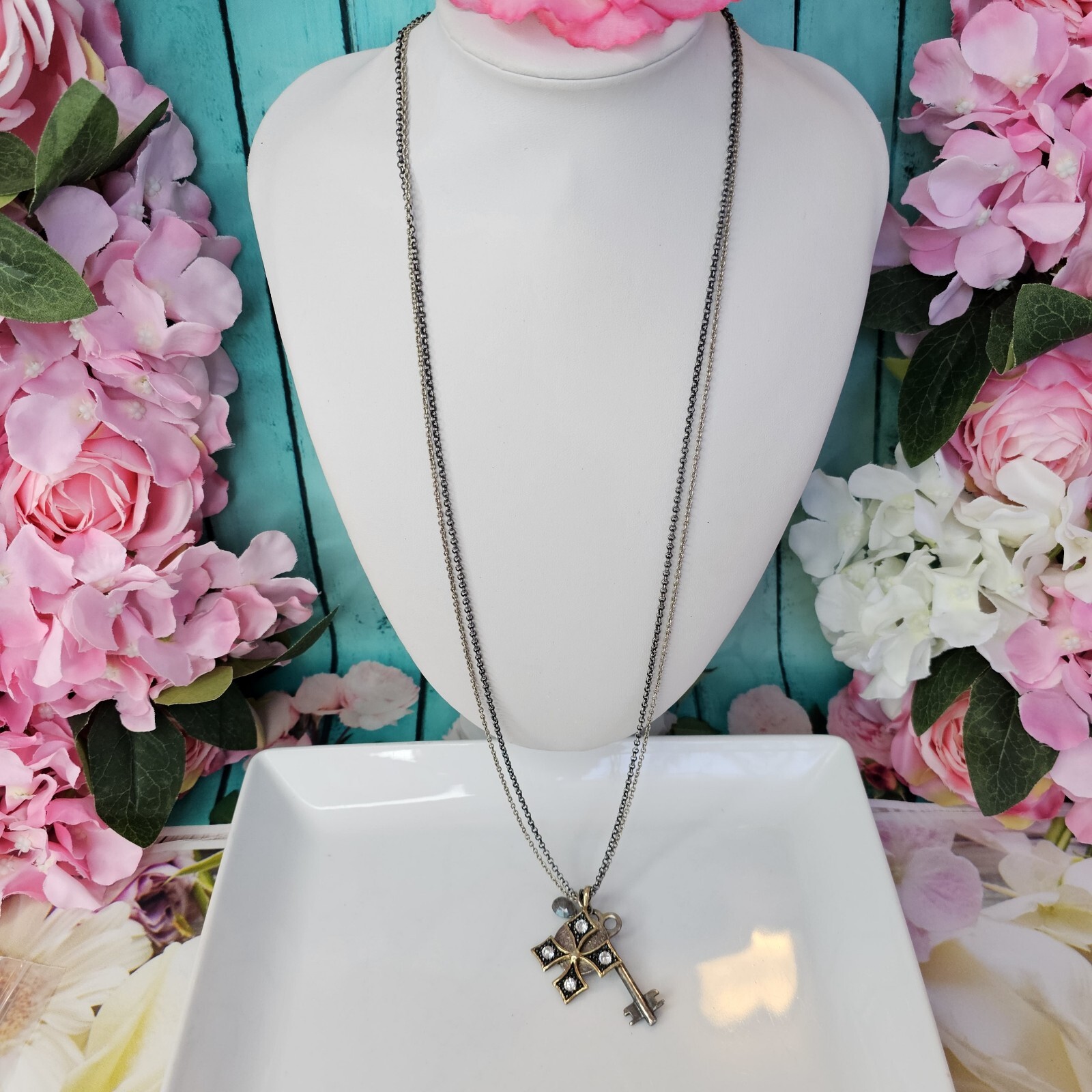 STELLA & DOT Silver Tone Key Cross Charm Pendant Long Chain Necklace