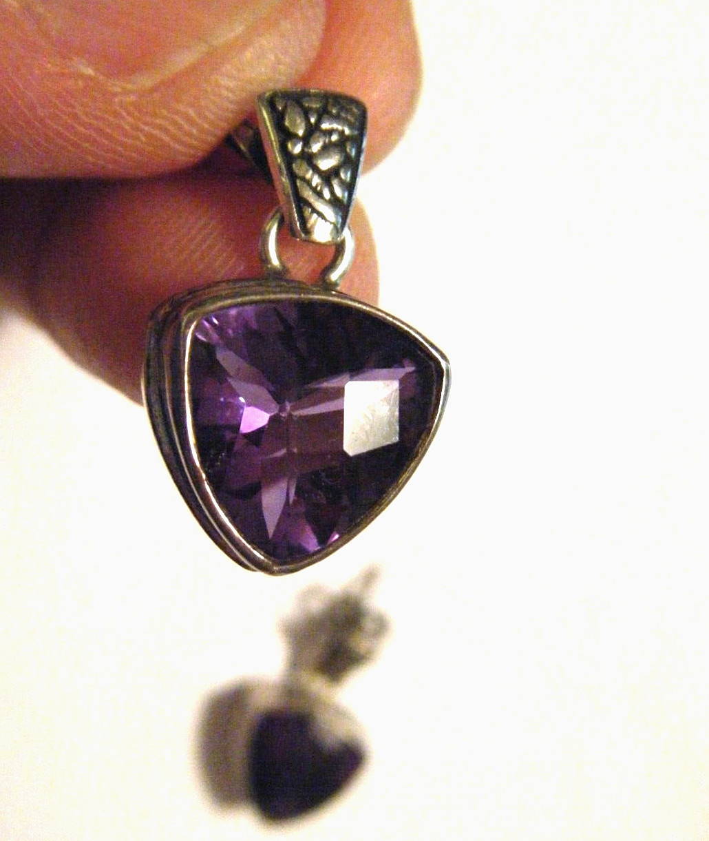 1″ Vintage Sterling Silver Purple / Blue Tanzanite Trillion Dangle Drop Earrings