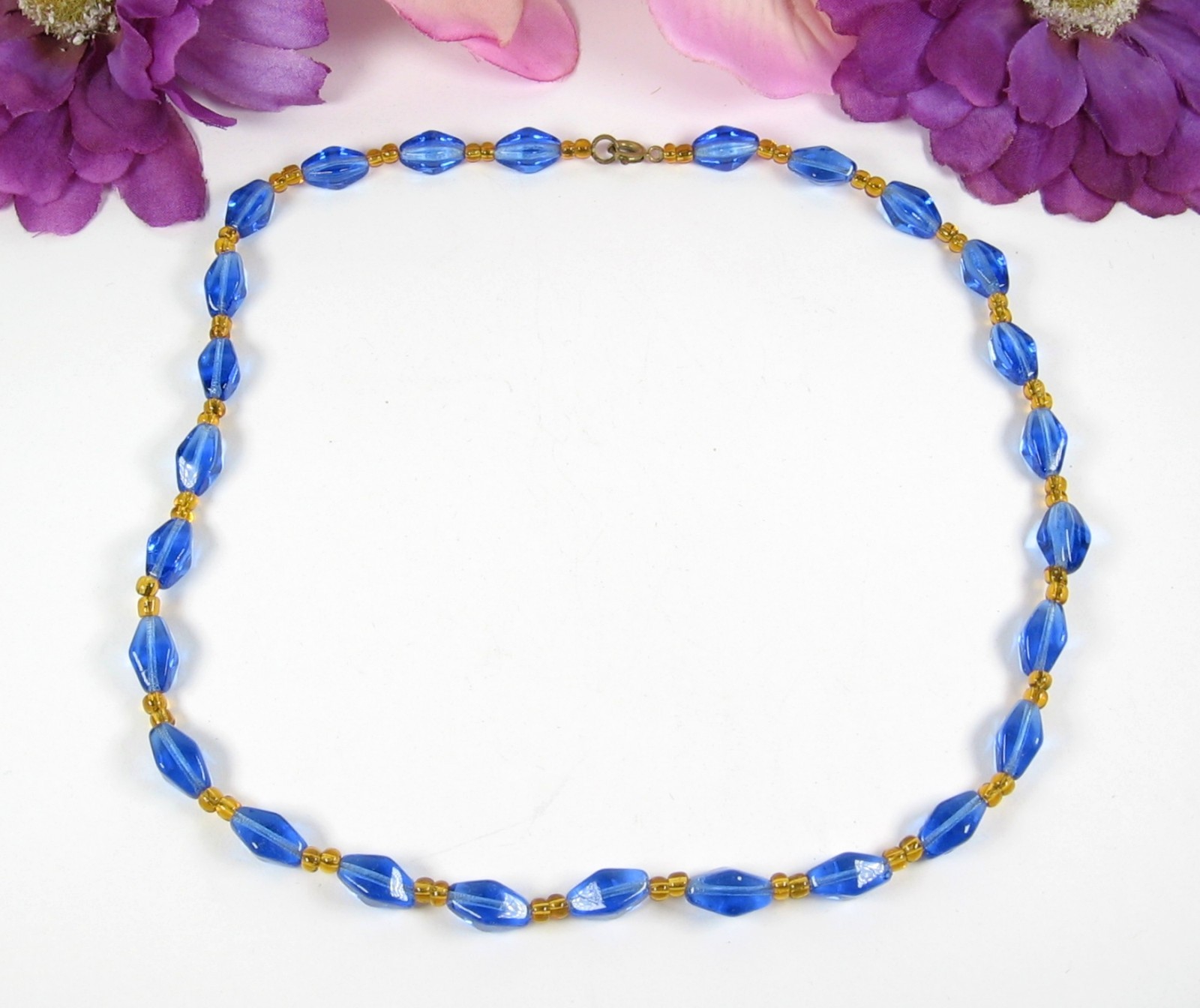 BLUE & AMBER-YELLOW Glass BEADNECKLACE Vintage Beaded Bicone Choker 18″