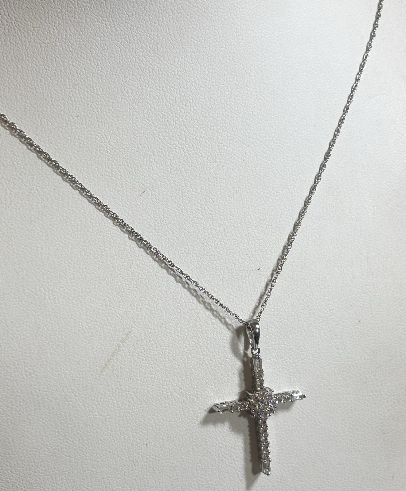 Vintage 925 Sterling Crystal Cross Necklace 18” 3)4 X 1”