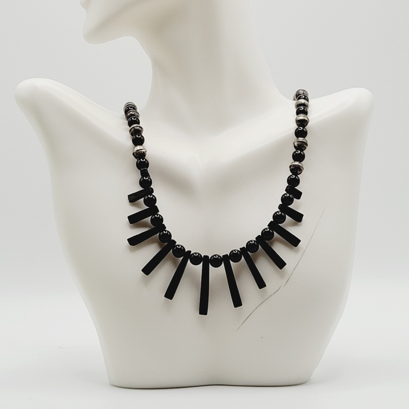 Southwestern Artisan Black Onyx Silver Tone Bead Bib Fringe Vtg Necklace 18 Inch