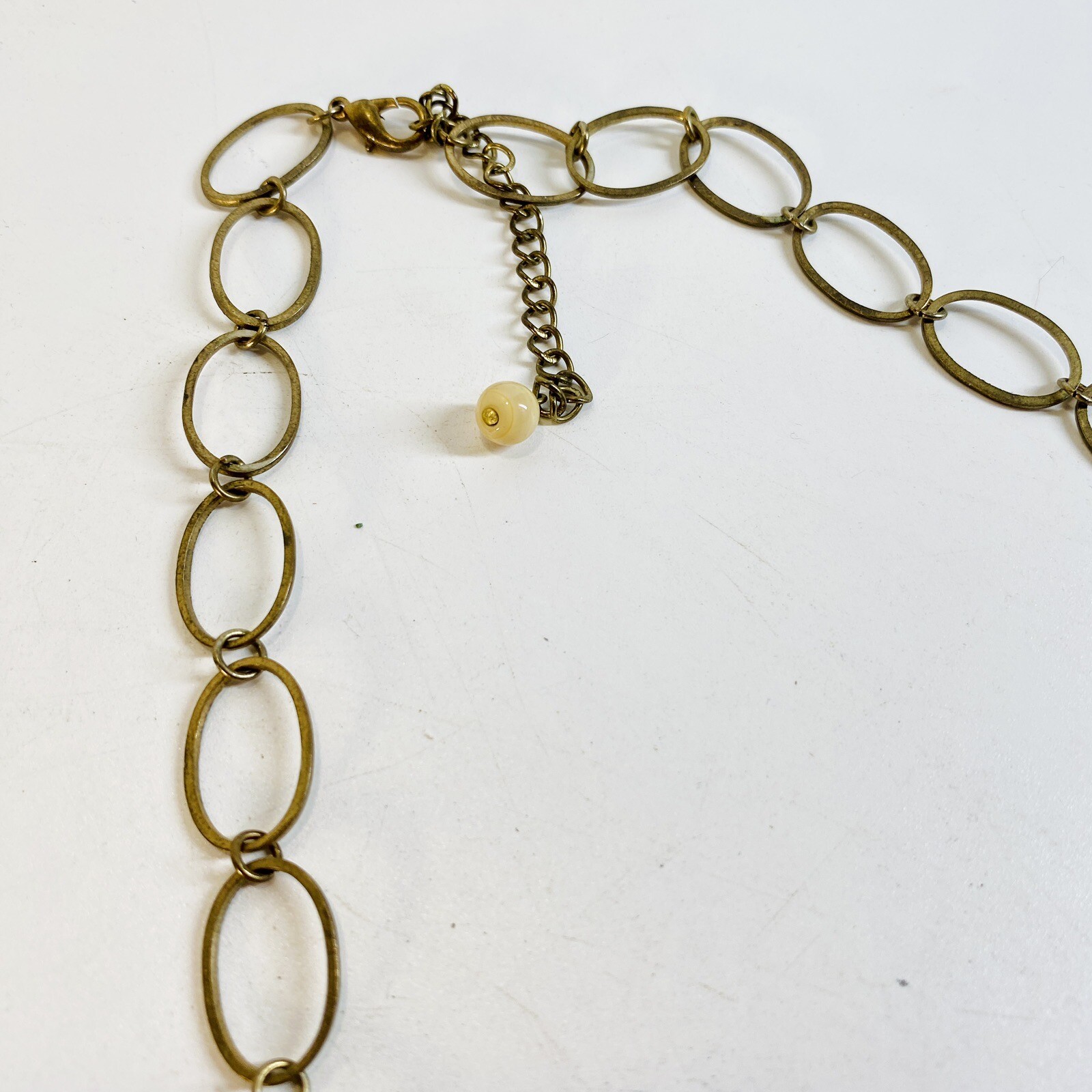 Vintage Carved Flower & Metal Hoop Necklace