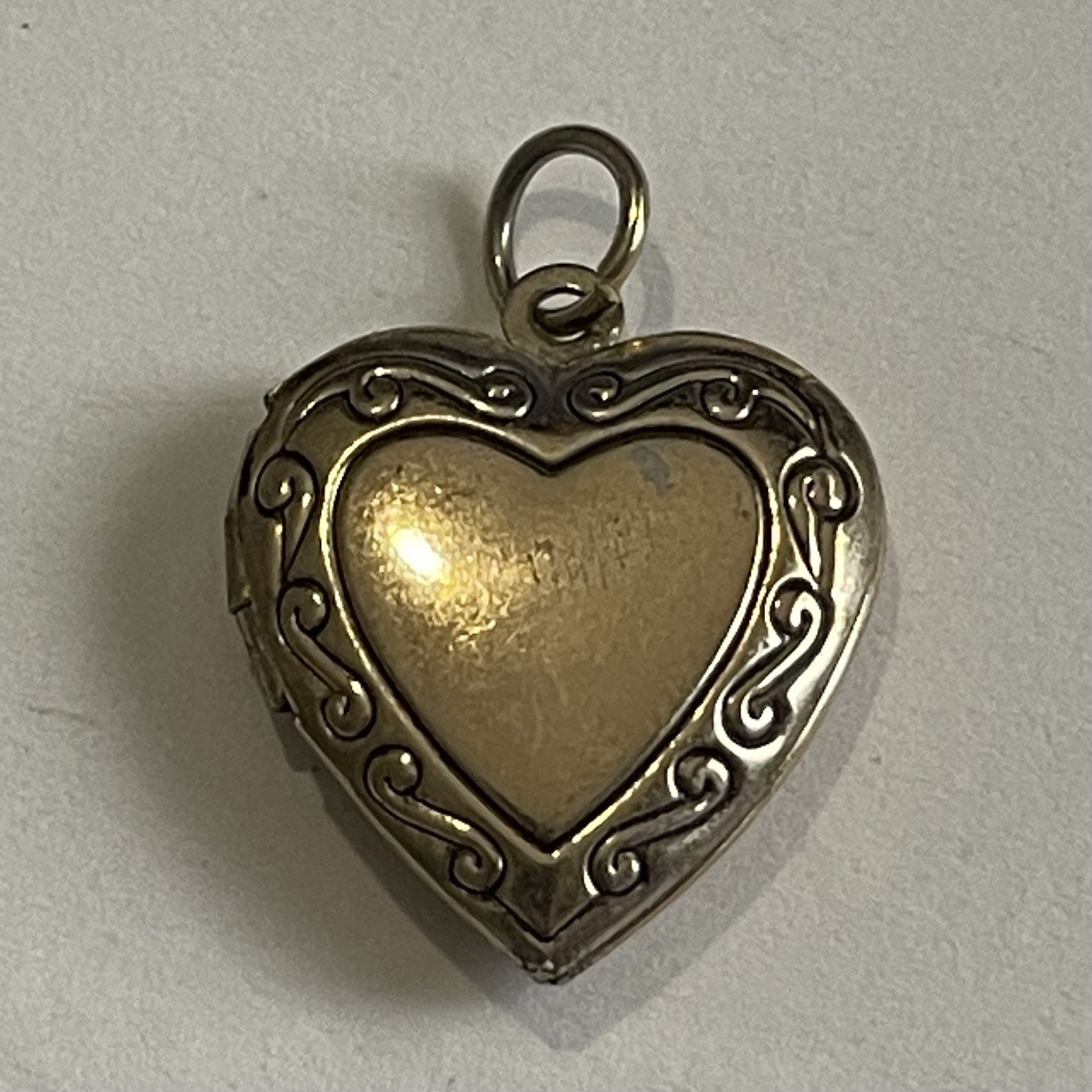 1950’s Vines Heart Picture Locket Pendant Silver Gold Tone Victorian Revival