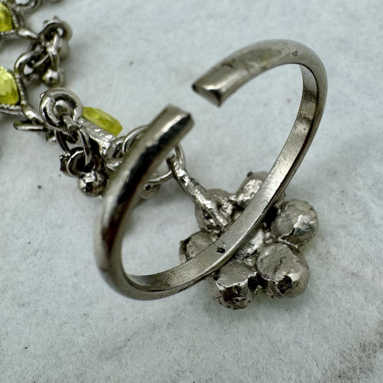 VTG Boho Slave Bracelet Bangle Peridot Rhinestones Sizeable Ring Chain Link