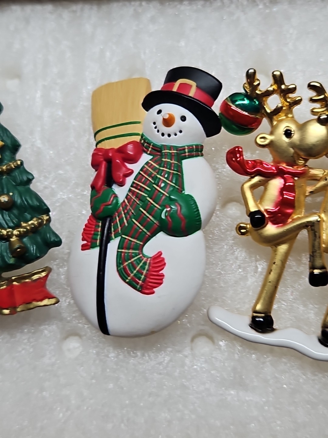 Christmas lot, Pierre Nicol Watch, Broach Collection Reindeer,Trees,Snowman Bear