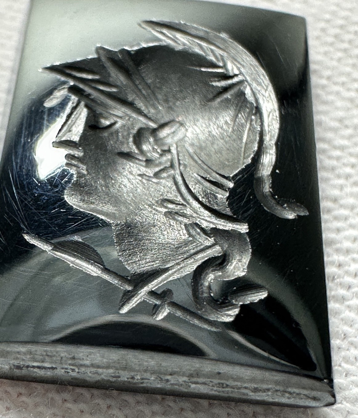 VINTAGE INTAGLIO WARRIOR ON METALLIC BLACK (HEMATITE?) LOOSE RECTANGLE N338