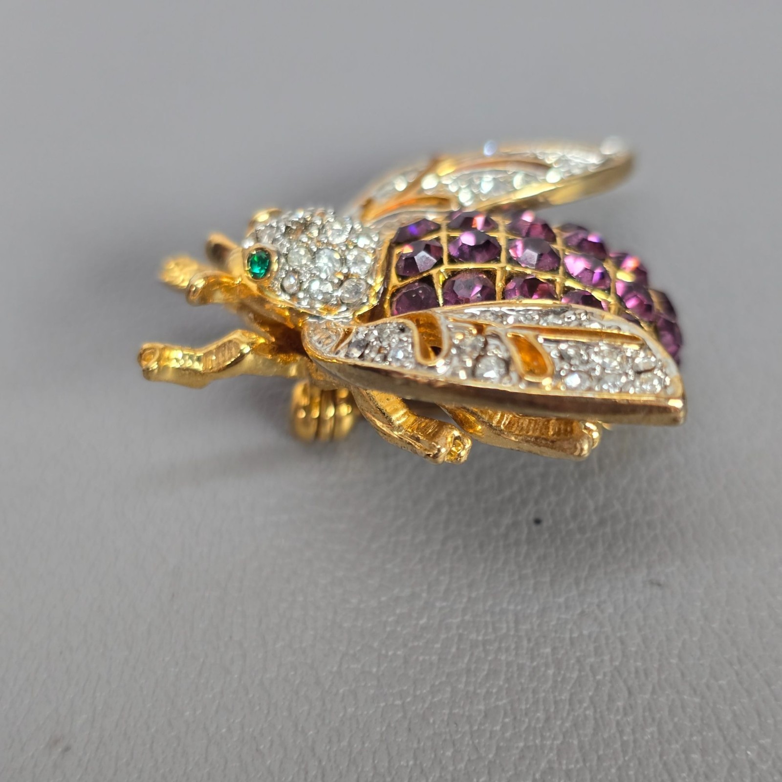 Cool Gold-Tone Bee Bug Brooch Pin W/ Purple Green & White Rhinestone Crystals