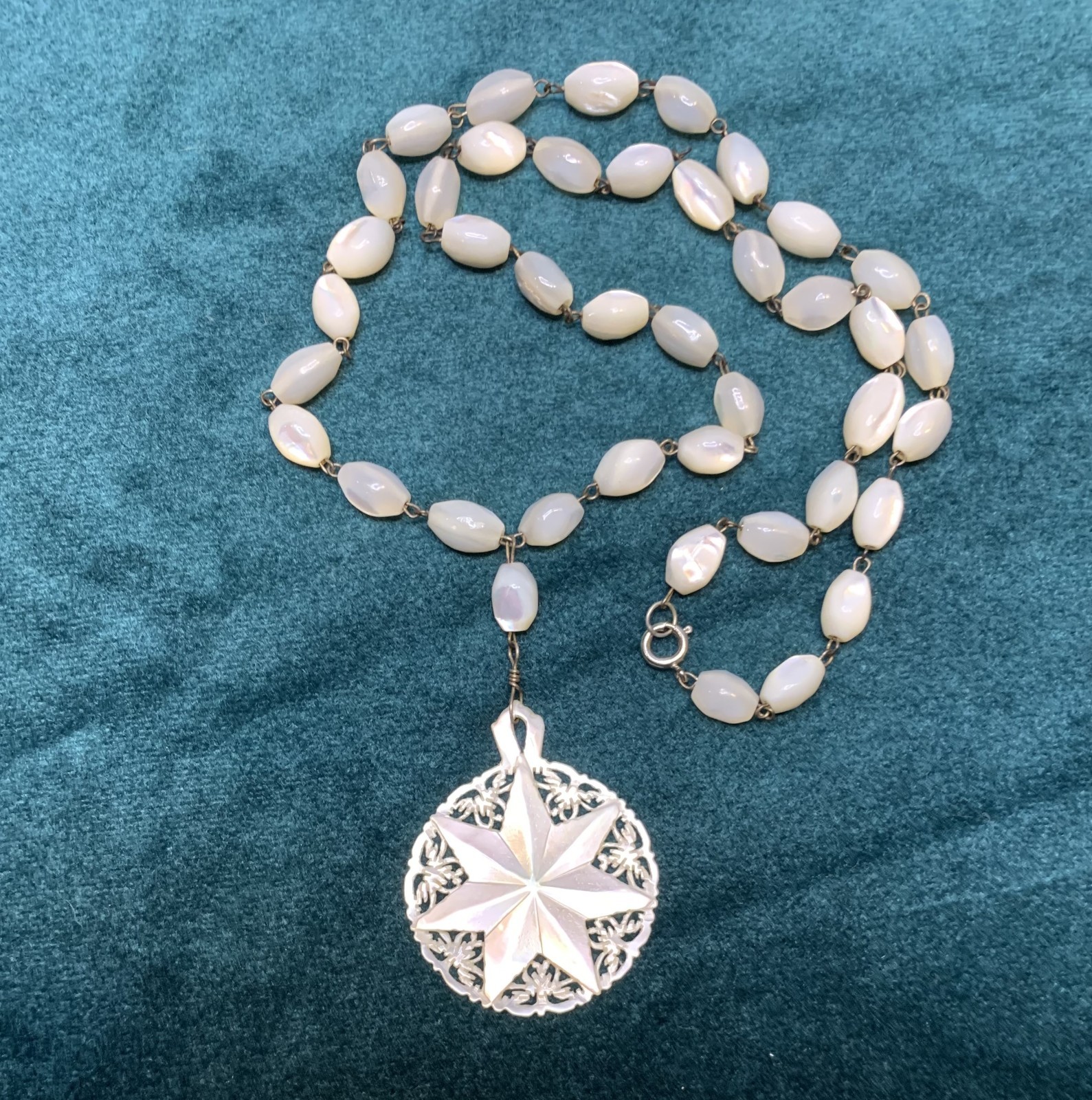 Vintage Mother of Pearl Bead Necklace with Star of Bethlehem MOP Pendant 23”