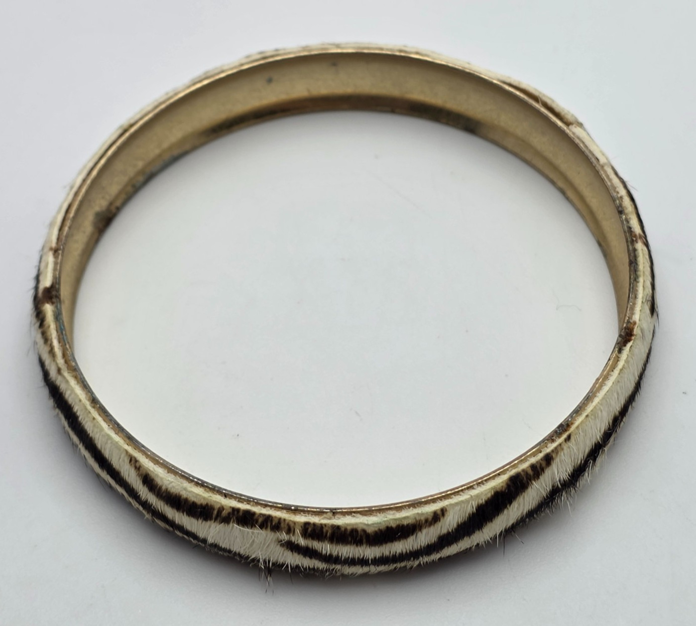 Vtg. Zebra Animal Print Furry Bangle Bracelet Gold Tone Faux Fur Statement 8.25″