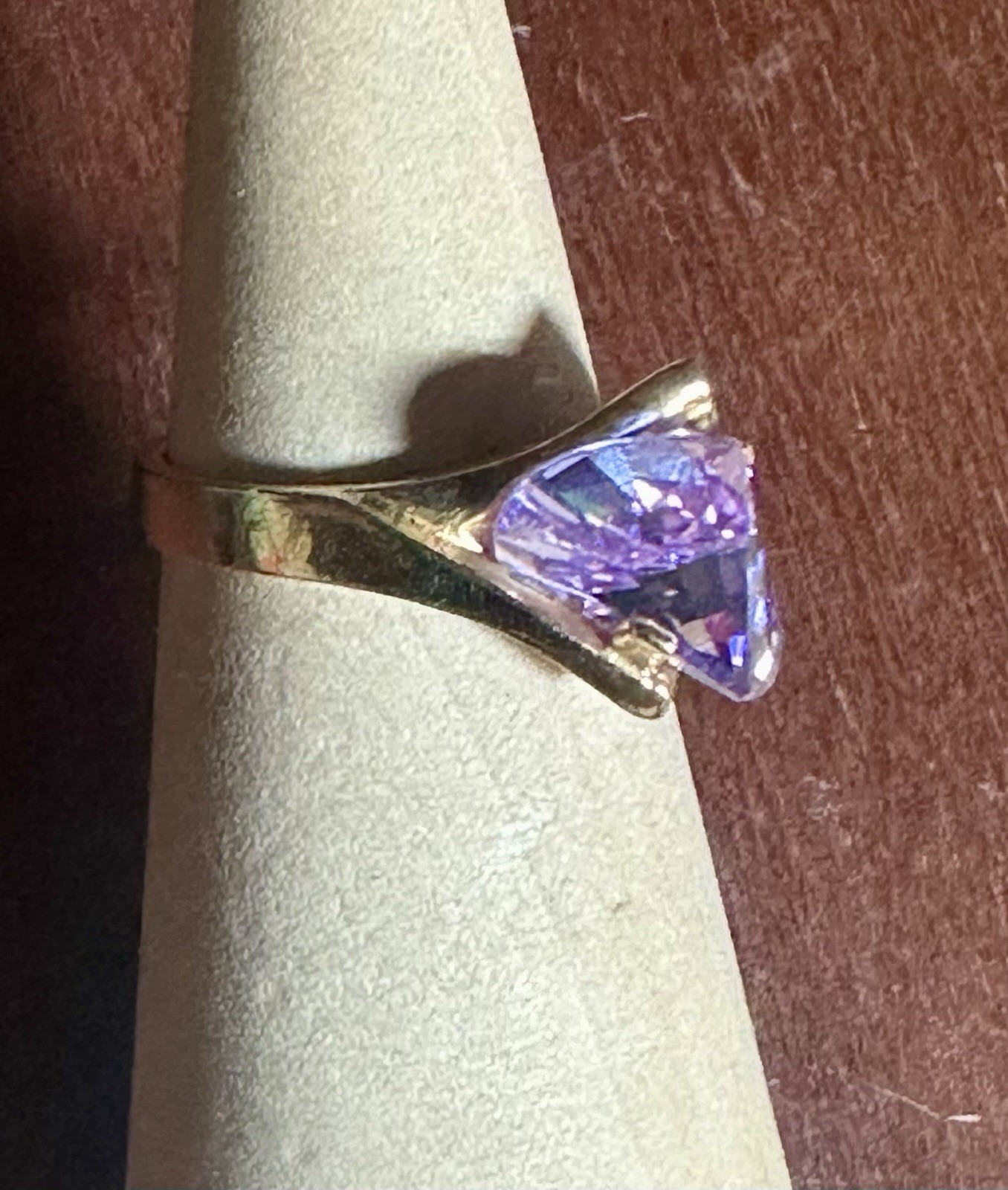 Vintage STERLING SILVER Gold Pl. Laser-cut Purple CZ Ladies Cocktail Ring Sz 8.5