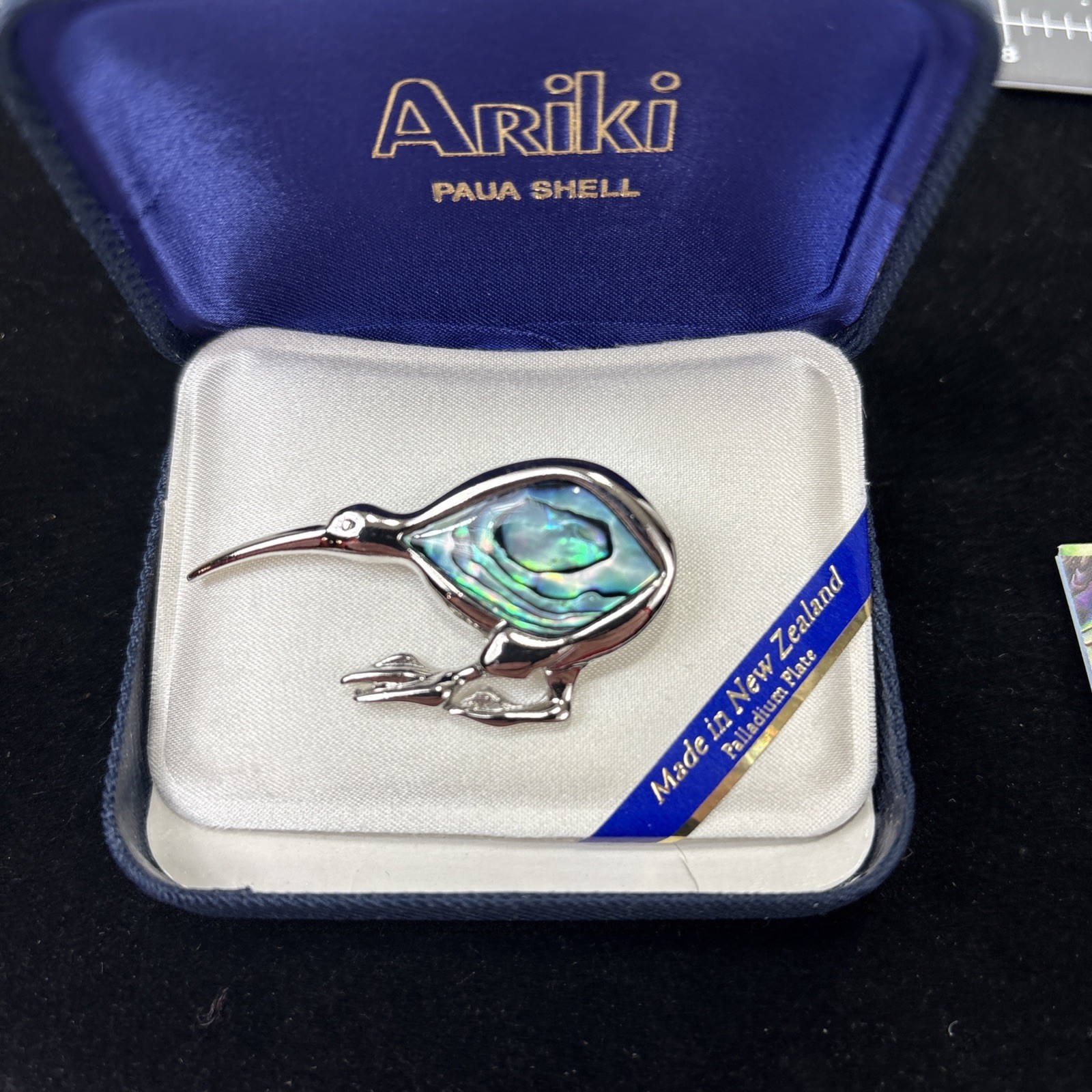 Ariki Paua Shell Inlay Silver Palladium Plate Blue Abalone Kiwi Bird Brooch Pin