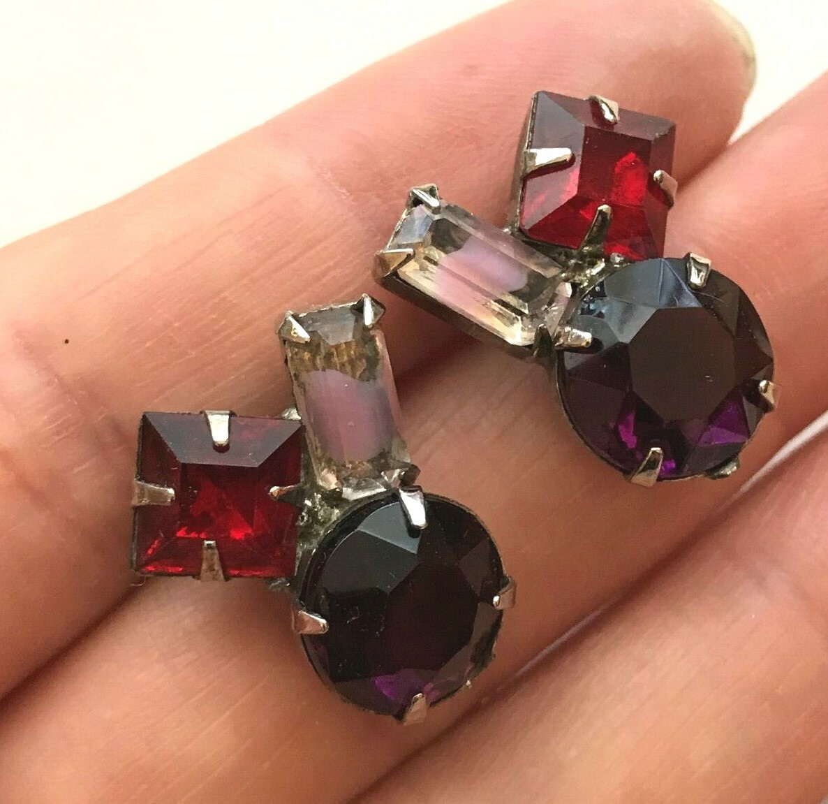 Cute Vintage Red Purple Pink Facetted Pronged Rhinestones Pierced Earrings