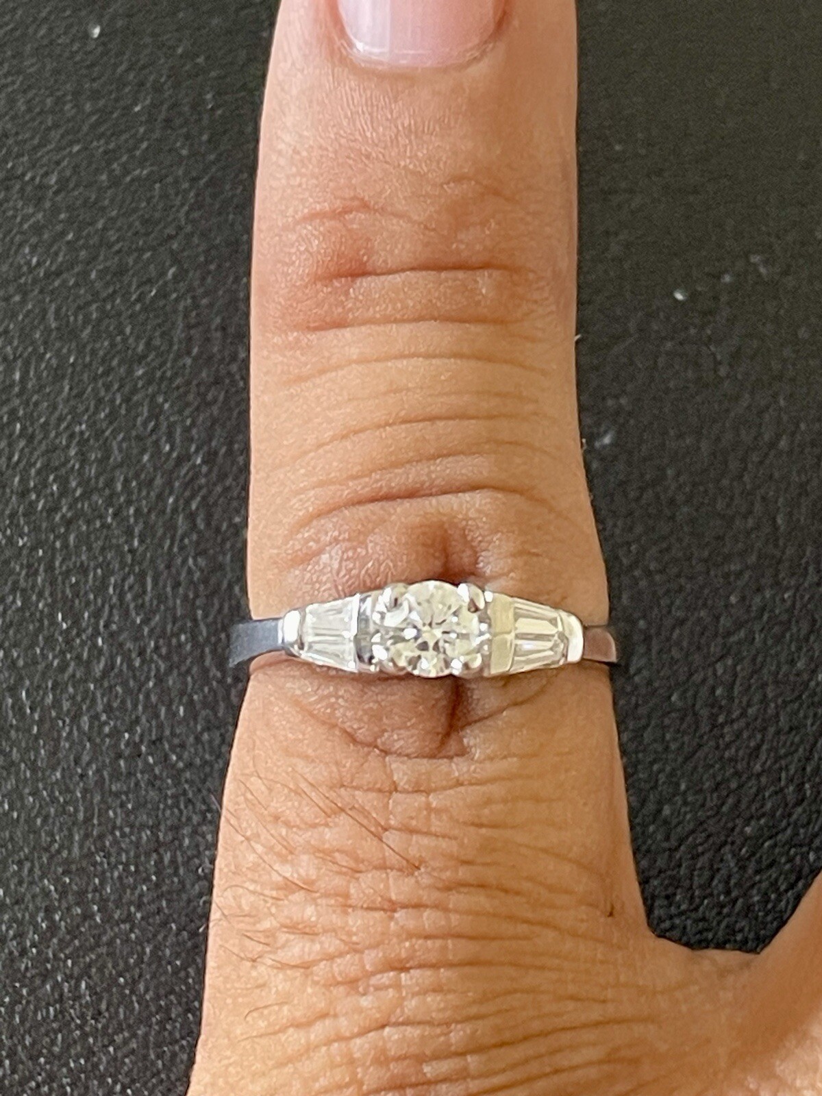 18KT White Gold 1/2CTW Diamond Engagement Ring. Size 6.75(X161)