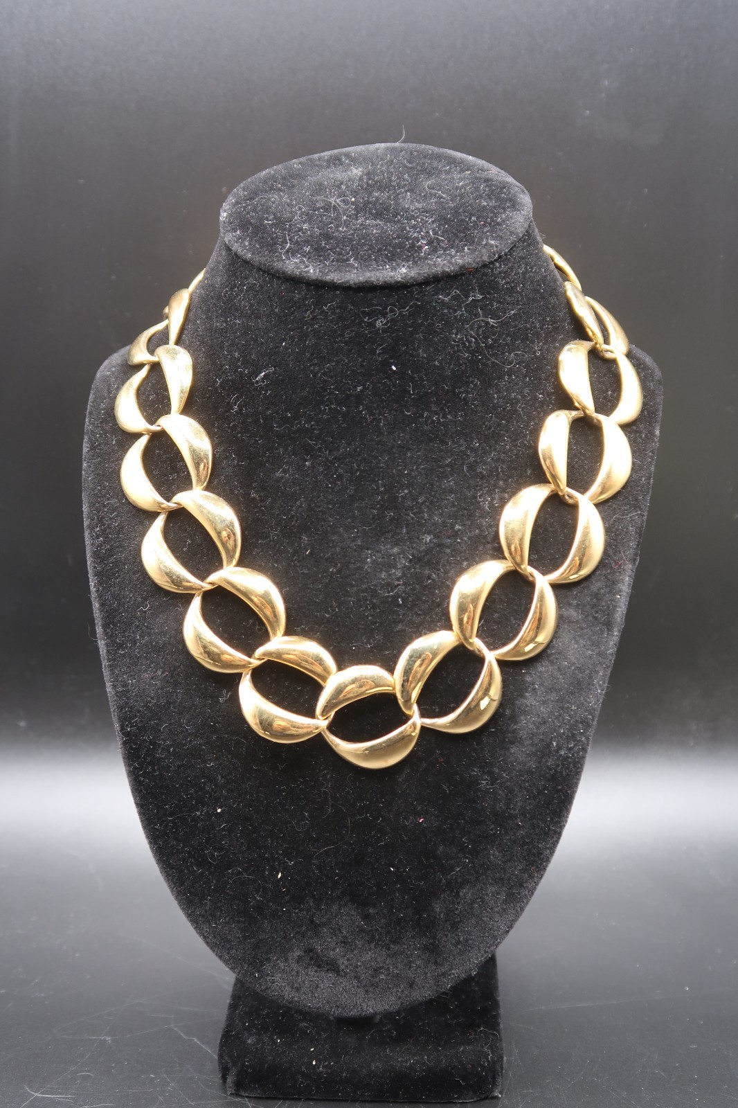Vintage Napier Chunky Gold Tone Wide Articulated Link Necklace Jewelry