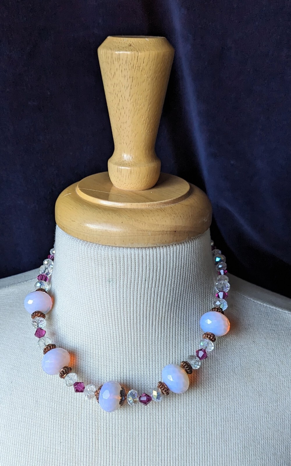 Stunning Artisan AURORA BOREALIS Glowing Milky PINK Bead 18″ NECKLACE