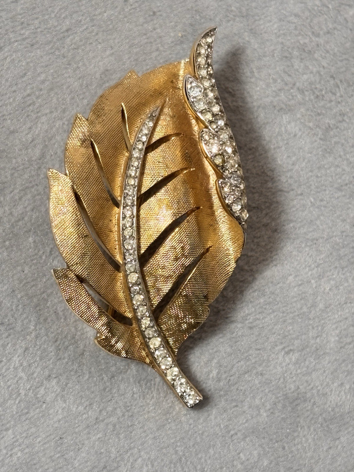 Trifari Rhinestone Gold Tone Leaf Vintage Brooch Nature