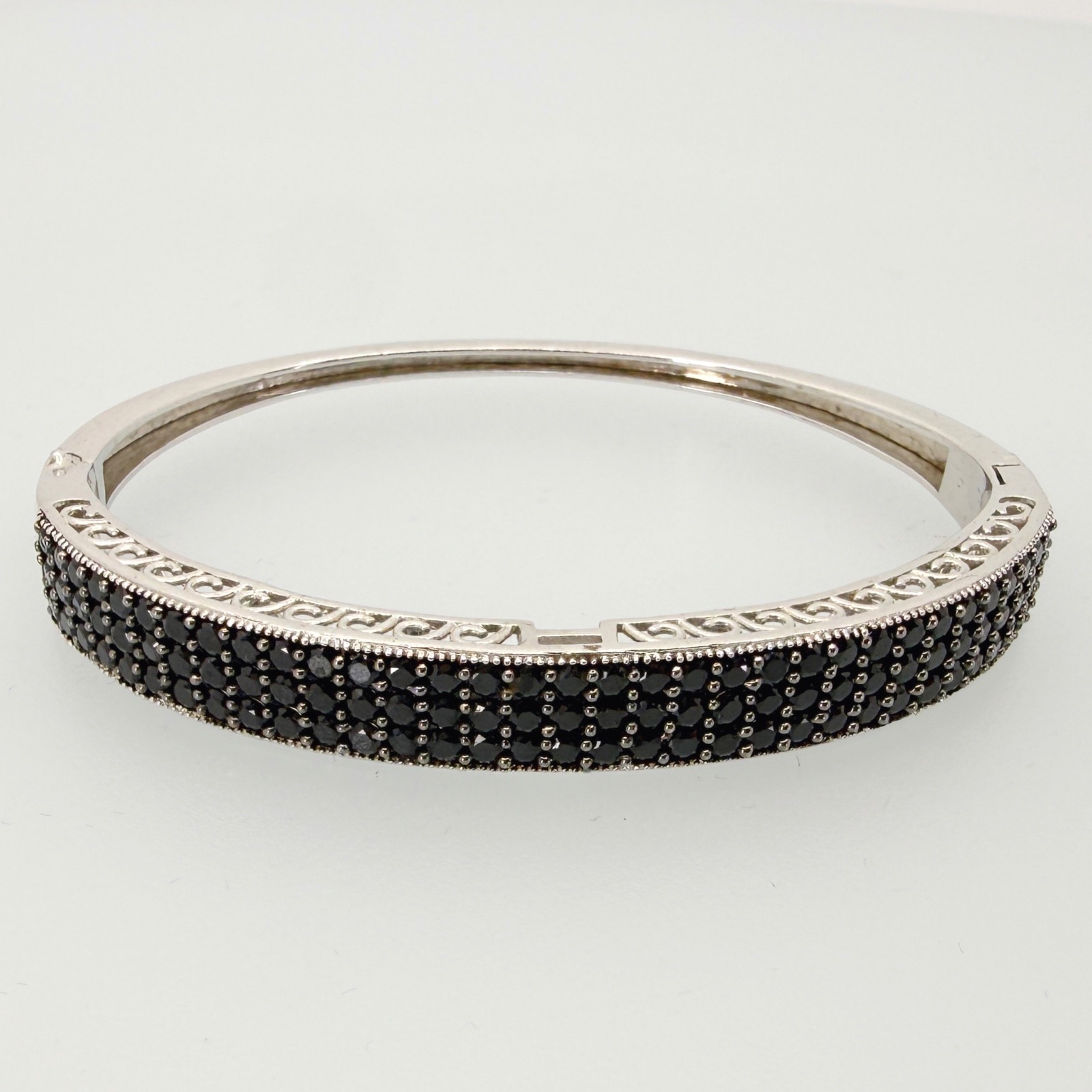 STS Sterling Silver 925 Pave IOLITE? Stone Hinged Bangle 925 STATEMENT Bracelet