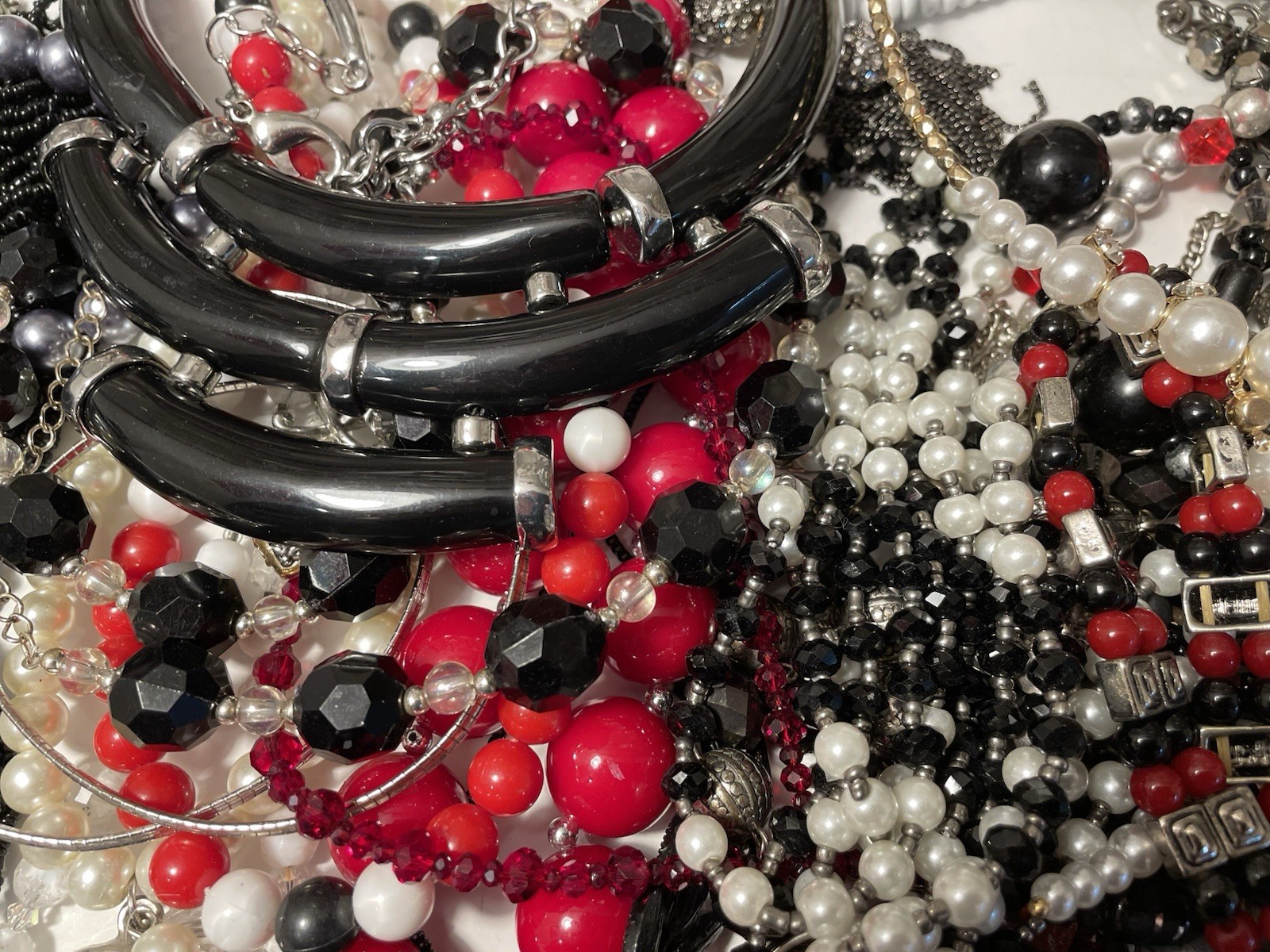4.6 Lbs Mixed Beaded Jewelry Lot Black Red White Silver Tone Gold Tone Boho Vtg