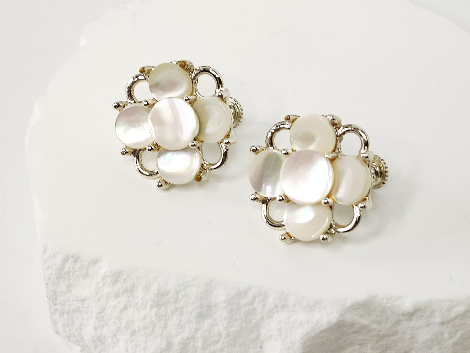 Vintage Rhodium Plate Gold Metal Mother Of Pearl Flower Maltese Cross Earrings