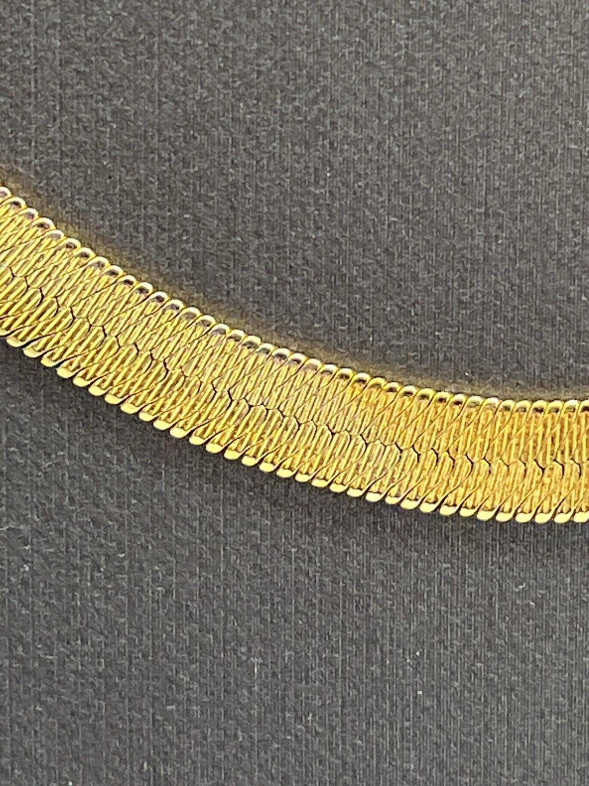 Vintage Napier Gold Tone 1/4” Flat Herringbone Chain Necklace 20” READ