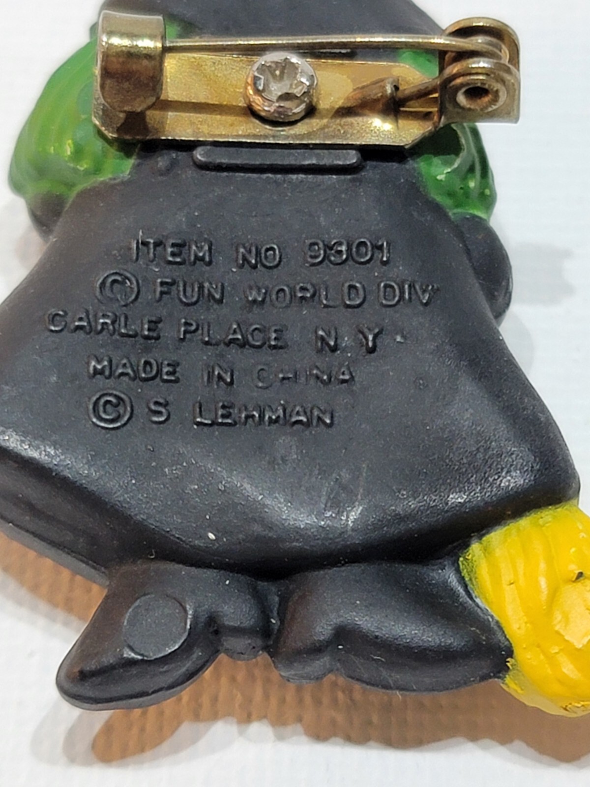 Vintage Witch Lapel Pin/Brooch Fun World Division 1980s Halloween Jewelry Kitsch