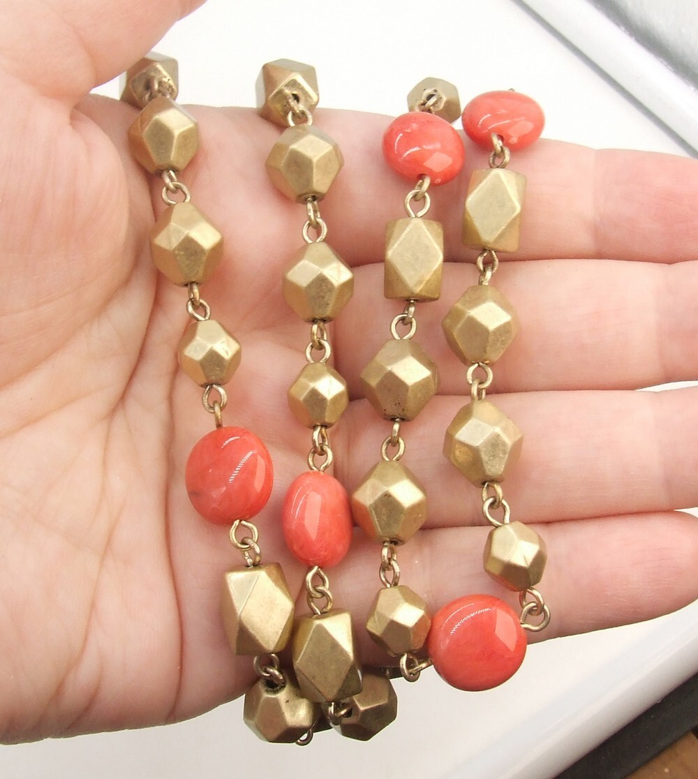 34″ Liz Claiborne Faceted Satin Gold-T/Salmon Glass Lozenge Bead Chain Necklace