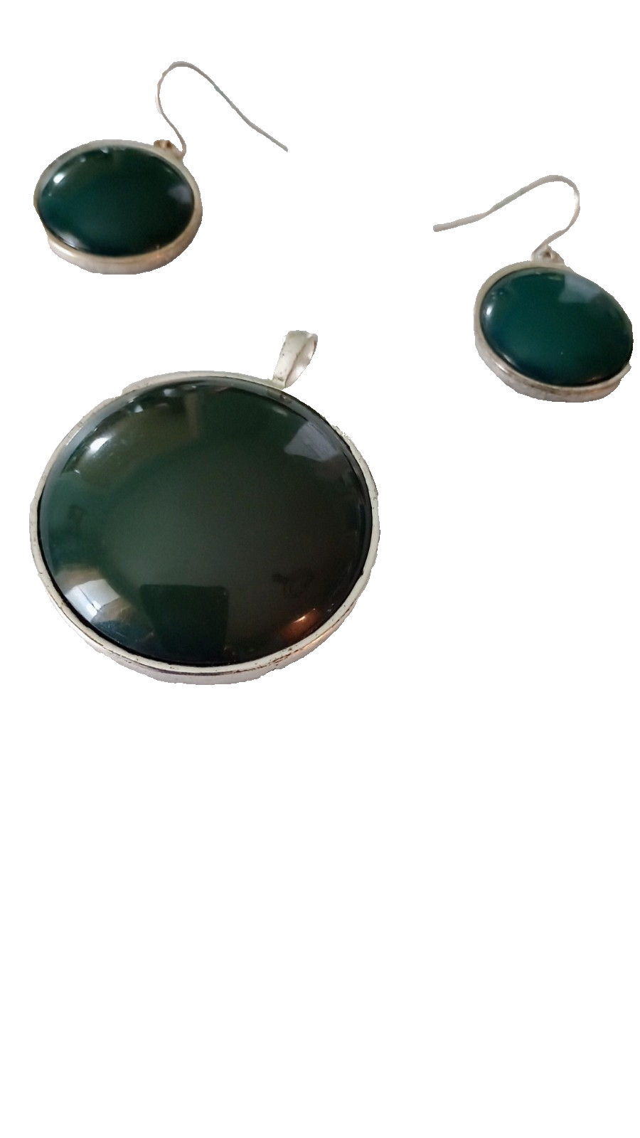 Vintage Dark Green Round 1 1/2 In D Pendant 1 In D Earrings Set Elegant Classic