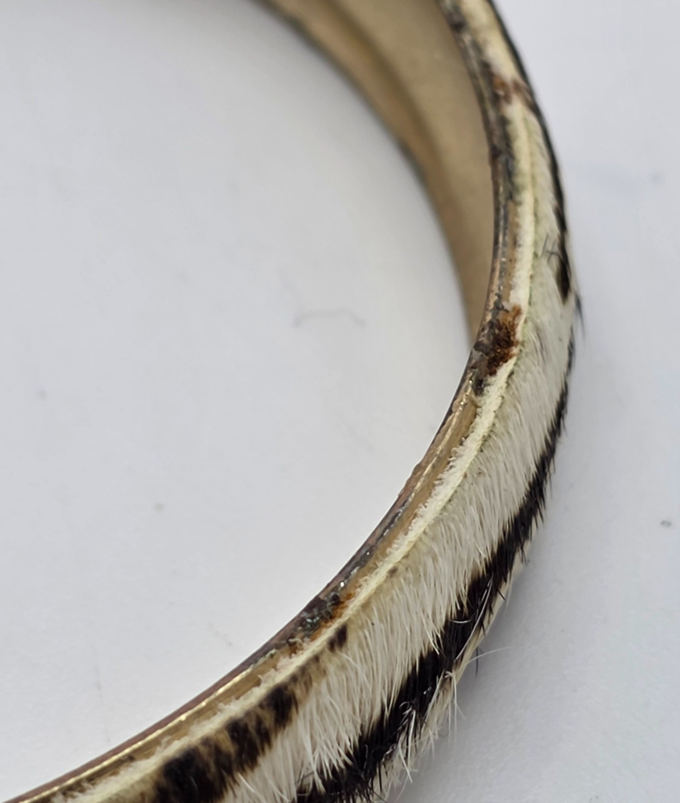 Vtg. Zebra Animal Print Furry Bangle Bracelet Gold Tone Faux Fur Statement 8.25″