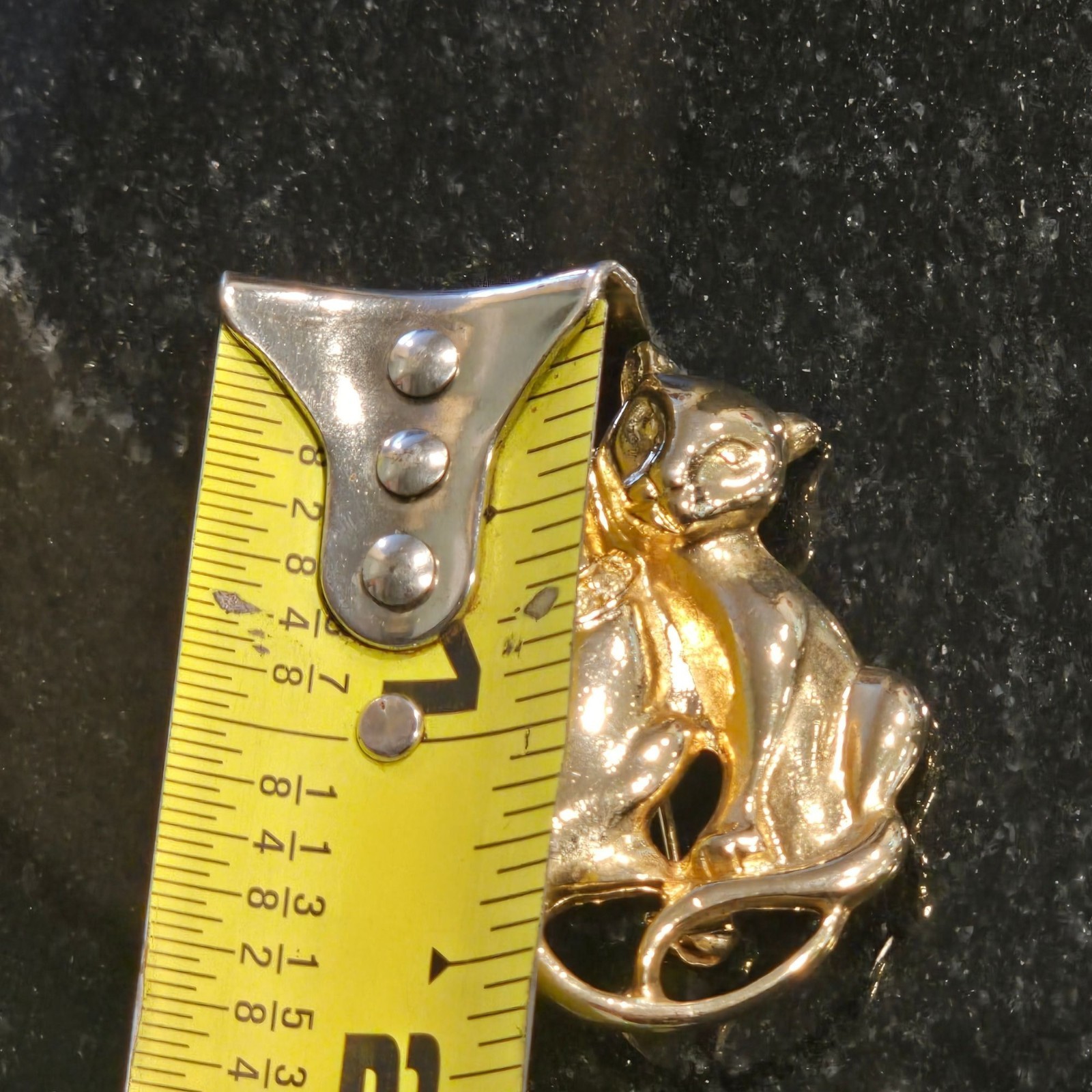 Vintage Cat couple Brooch Cuddling Kittens Lion Rhinestone collar Kitty Jewelry