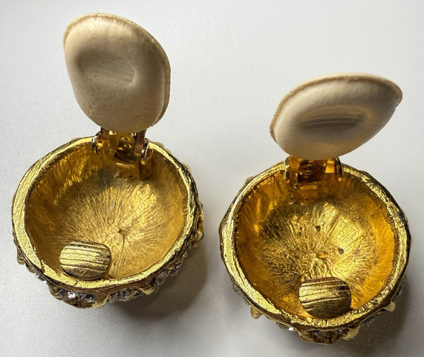 Gay Boyer Signed Vintage Gold tone Rhinestone Clip on Statement earrings