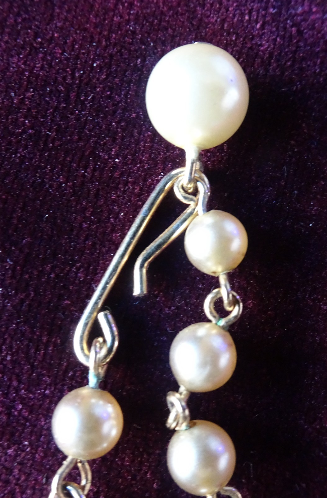 Vintage Gold Tone Necklace with Faux Pearl & Diamond Flowers, Ball & Hook Clasp