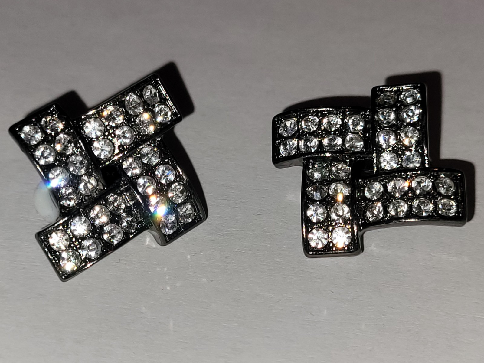 NEW HSN Justine Simmons Clip- On Rhinestone Earrings Hematite Tone Metal NIB