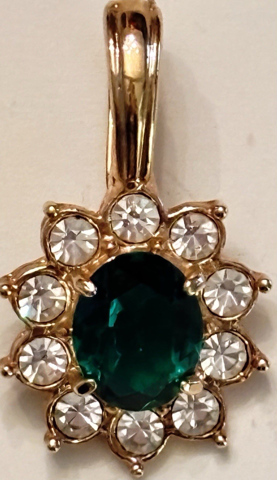 ROMA Emerald Green Rhinestone Halo Pendant Enhancer Clip Bail Gold Tone Vintage