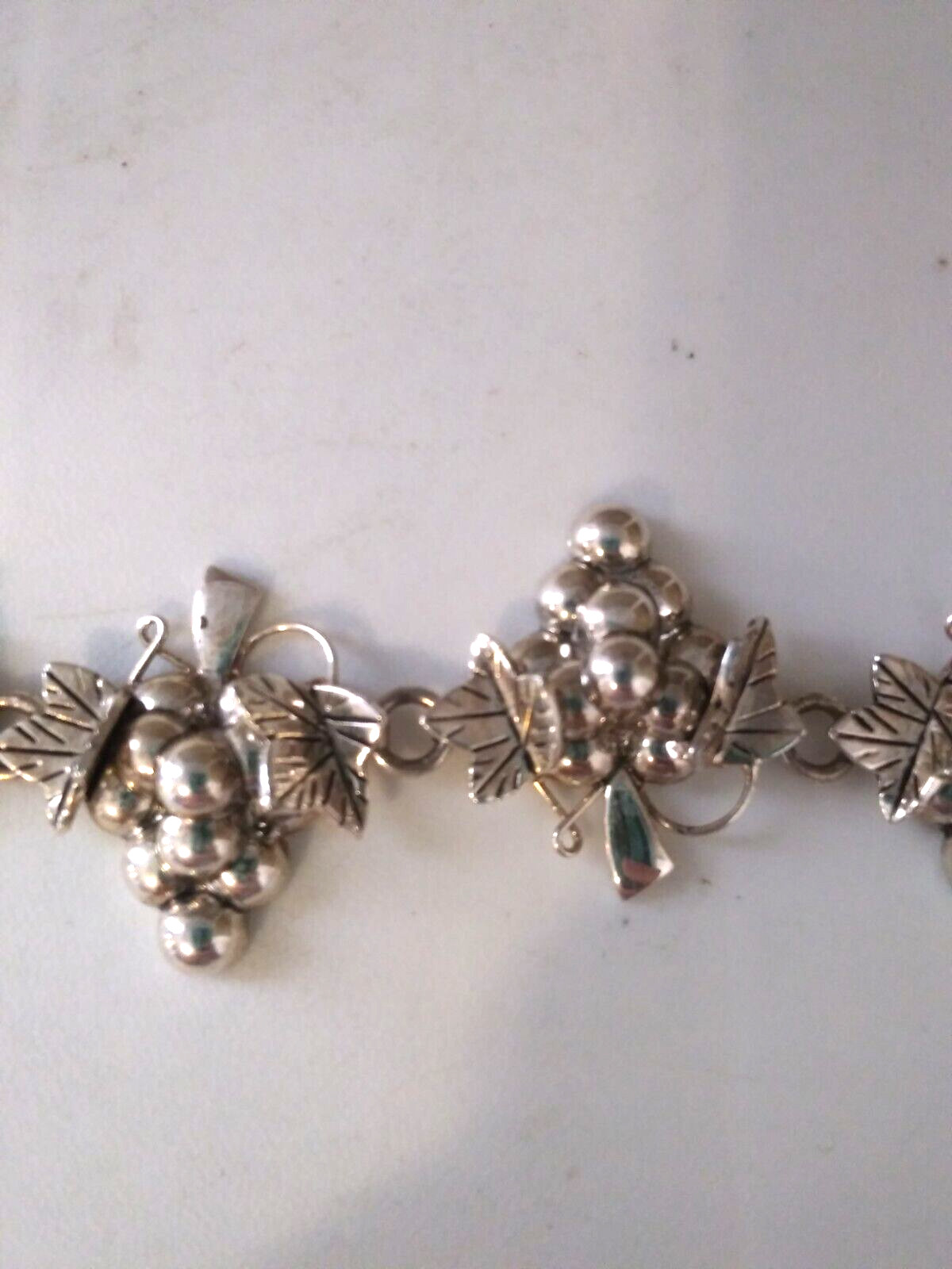 VTG 3D BEST GRAPE CLUSTER SILVER TONE CHUNKY STATEMENTS PIECE WITH TOGGLE CLASP