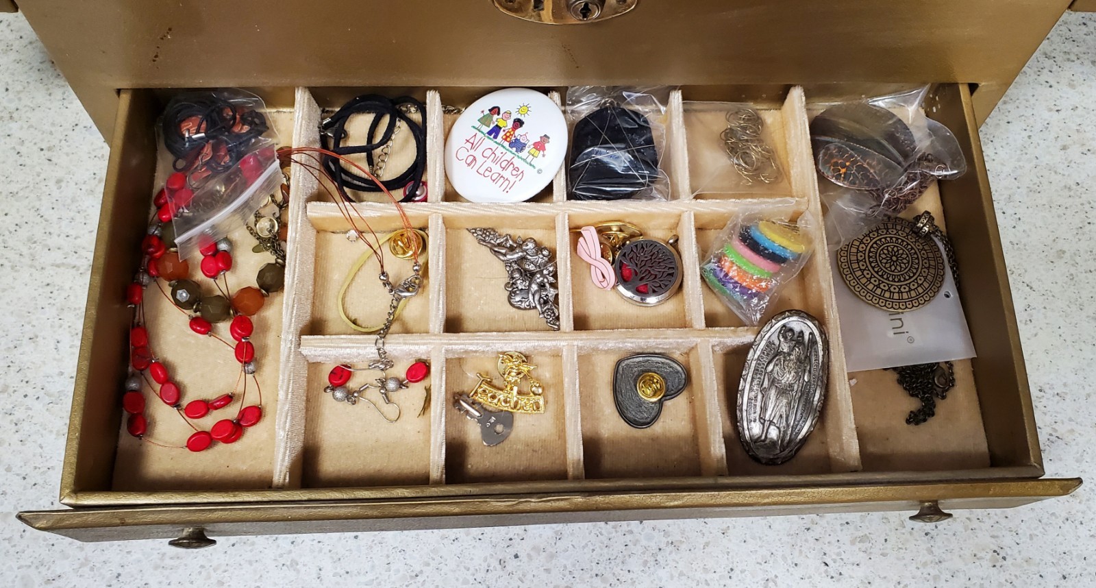 Vintage Estate Costume Jewelry Lot Retro MCM Modern Gold Silver Color (shelf)