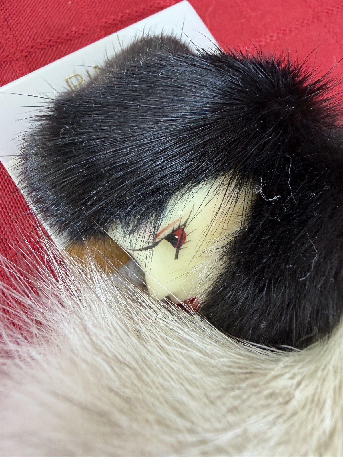 VTG Collectible Faux Fur Woman Face Pin Brooch Retro Fashion