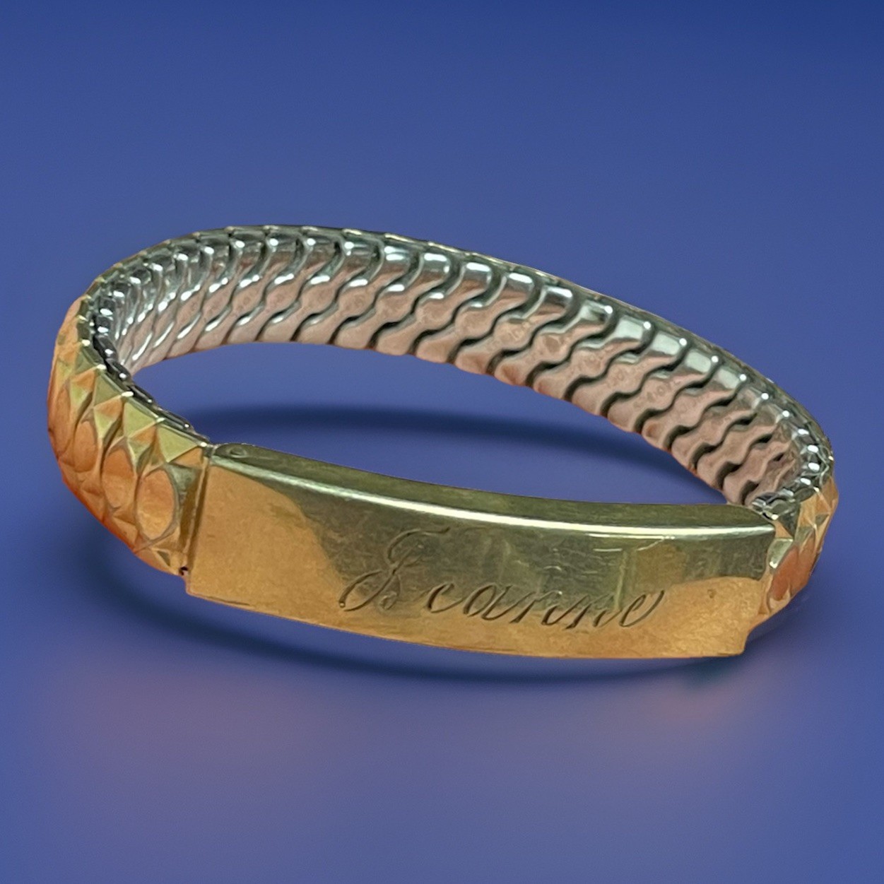 Vtg Engraved ID Bracelet Leanne Cursive Gold-Tone Stretch Band Speidel
