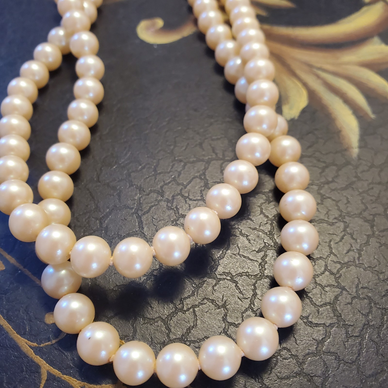Cameo Dbl Pearl Strand Necklace 27″ Insert Clasp Carved Filigree Hand Knotted