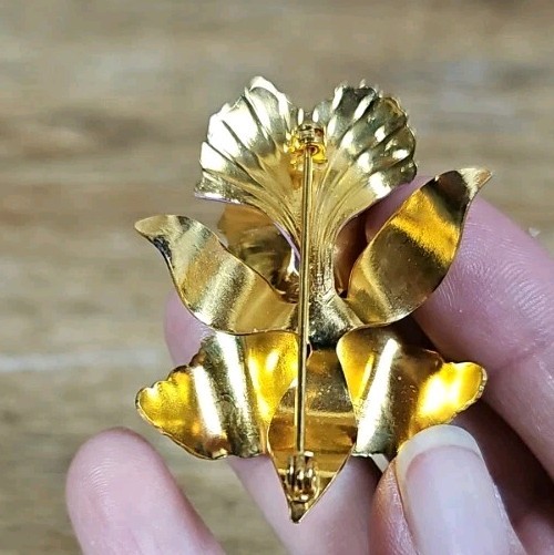 Flower Orchid Purple Enamel Vintage Gold Brooch 1.85″