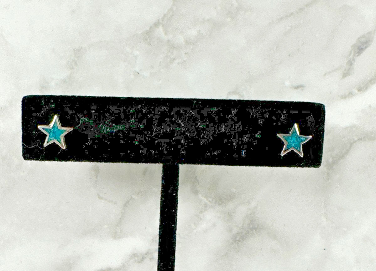 Sterling Silver Star Necklace & Stud Earrings w/ Turquoise Chip Inlay – 14″