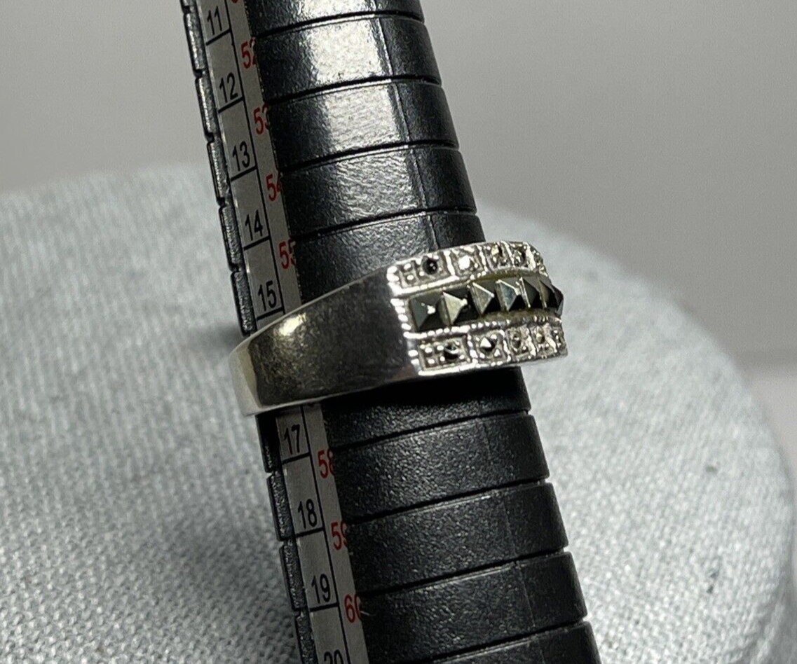 925 Sterling Silver Marcasite Signed CW Hallmark Ring size 7.5 – Vintage