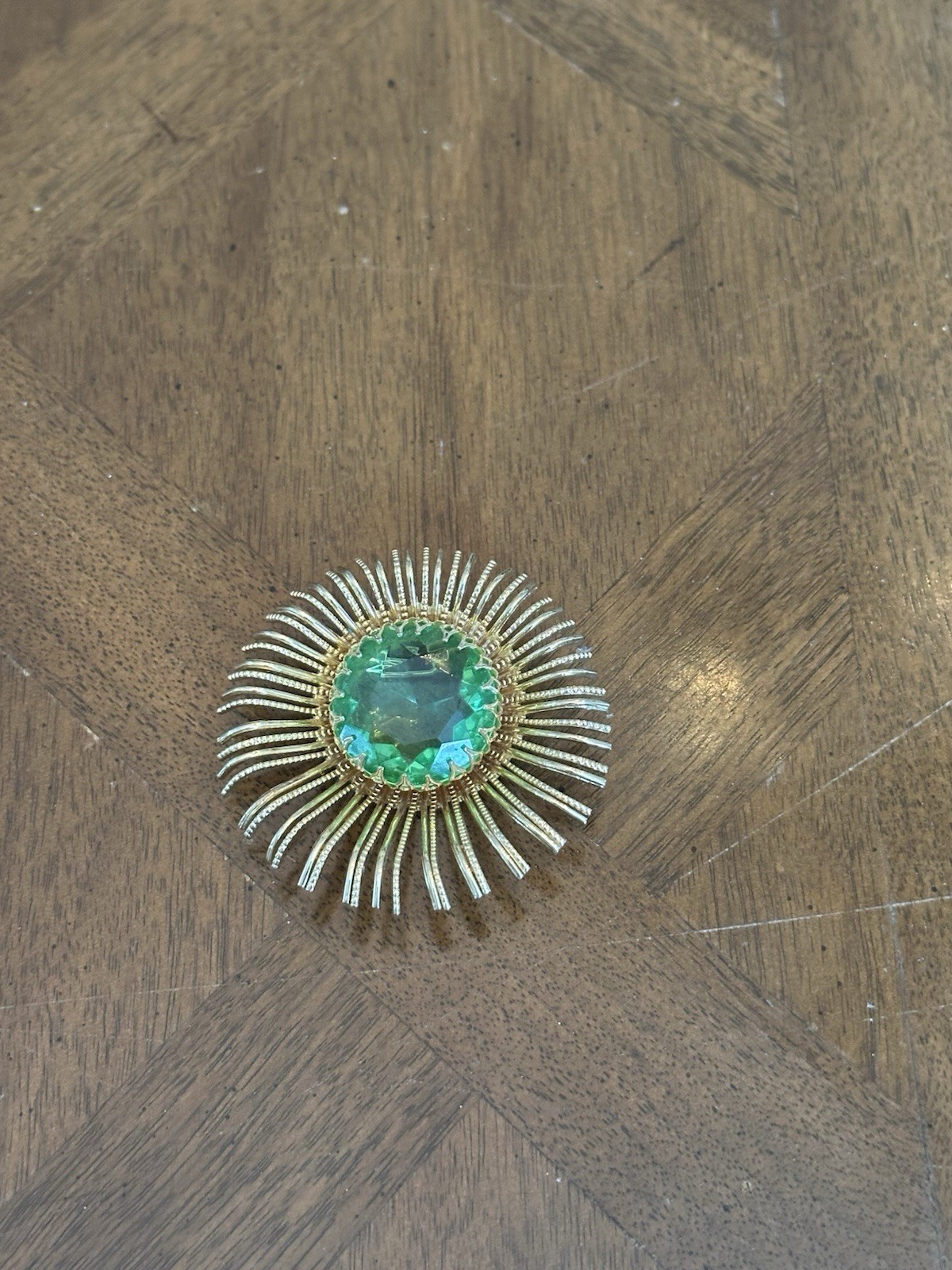 Vintage Mid-Century Lime Green Rhinestone Atomic Starburst Brooch Gold Tone Nice