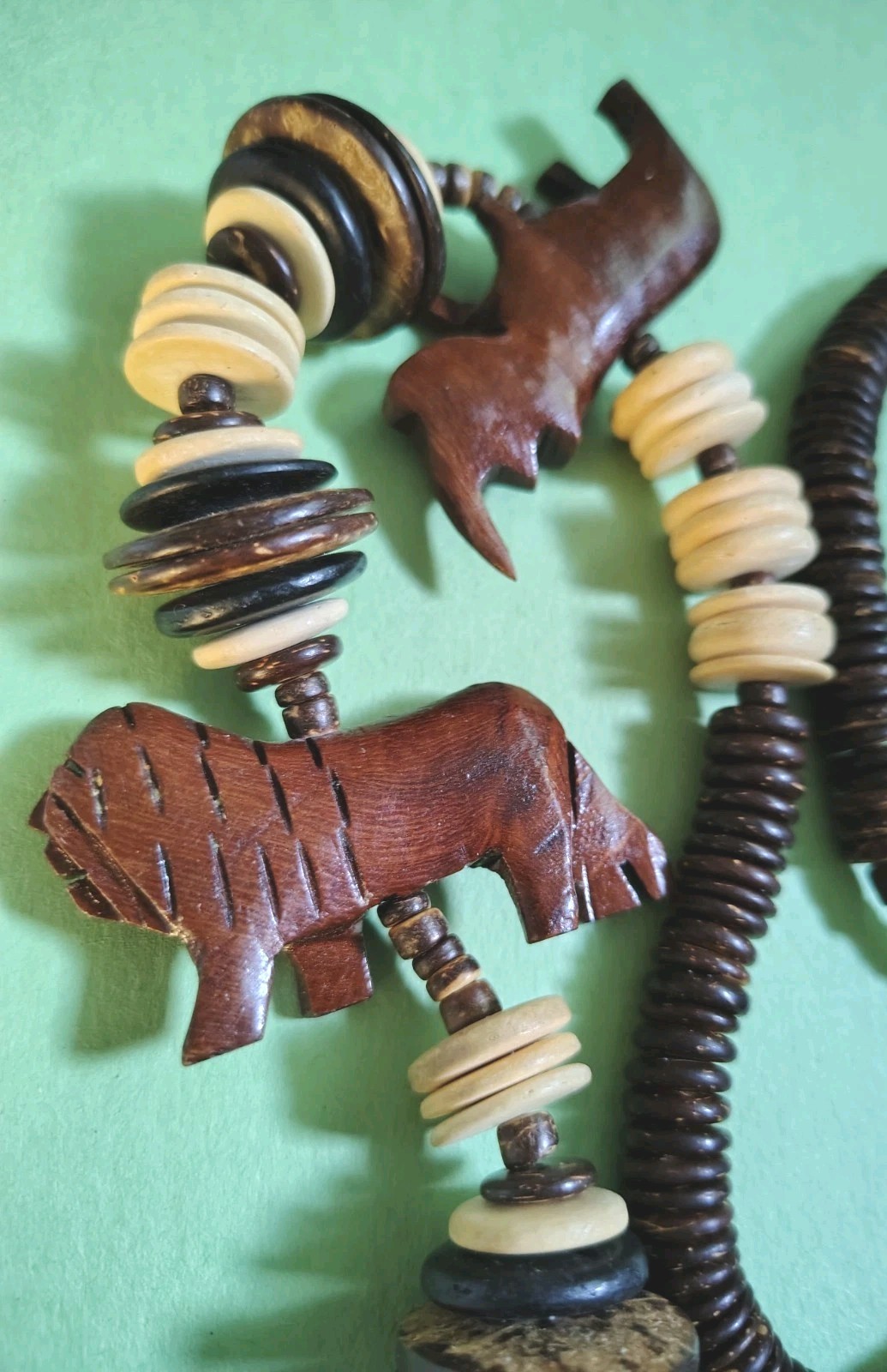 Vintage Large Wooden SAFARI ANIMALS & COCONUT SHELL Beaded Necklace