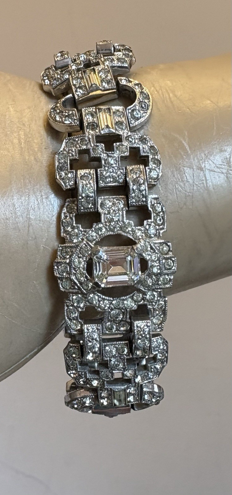 30s Art Deco Rhinestone Bracelet Baguettes Emerald Cut Crystal Pot Metal 7″