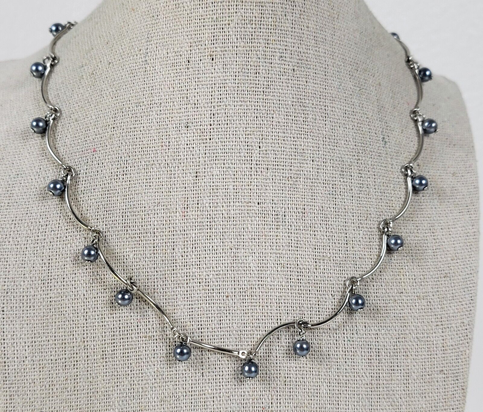Avon Silver-Tone Bar Link Chain Gray Faux-Pearl Charm Station Necklace 17.5 In
