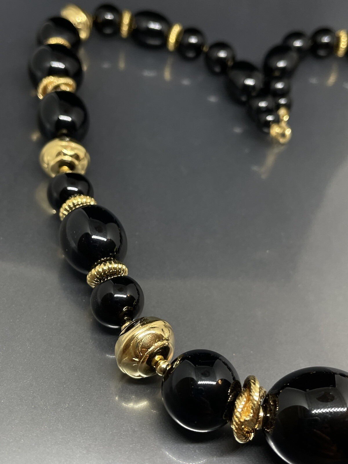 Vintage Trifari Necklace Gold Tone And Black Beaded 23.5 in Signed✨