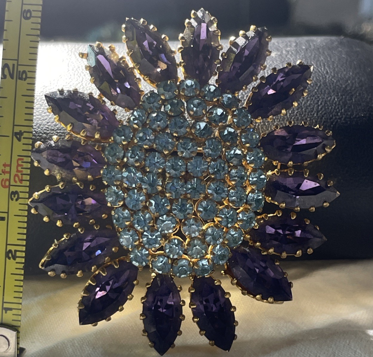 Vintage Blue And Purple Made In Austria Stamped Rhinestone And Gold Tone Brooch