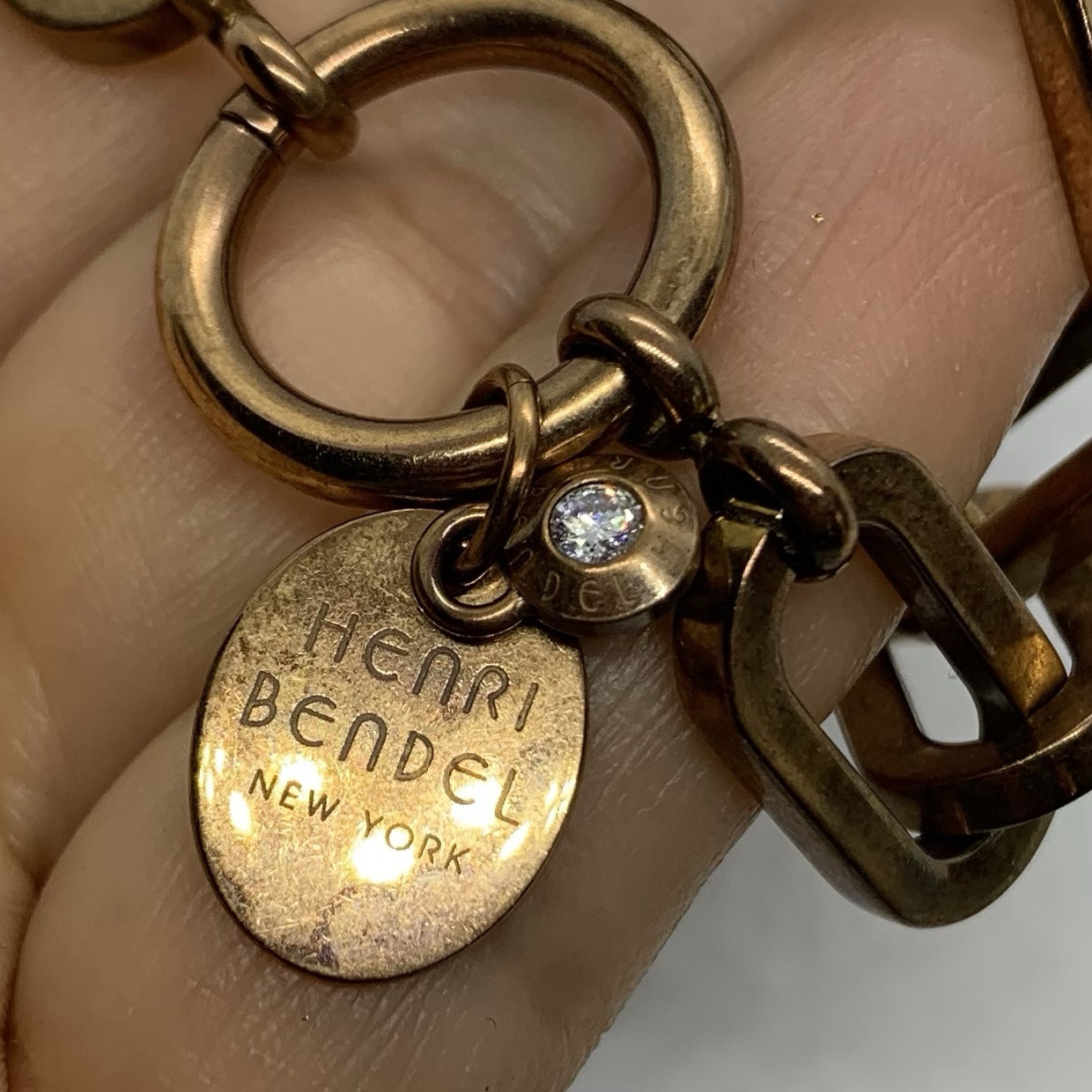 VTG HENRI BENDEL DESIGNER COPPERTONE BIG CHAIN LINK CHARM BRACELET 7.25” SIGNED